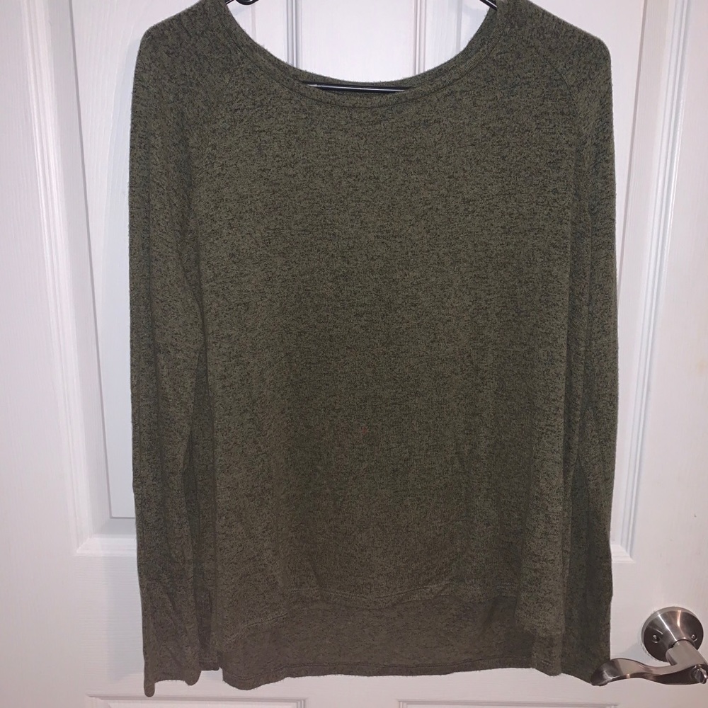 old navy long sleeve tee